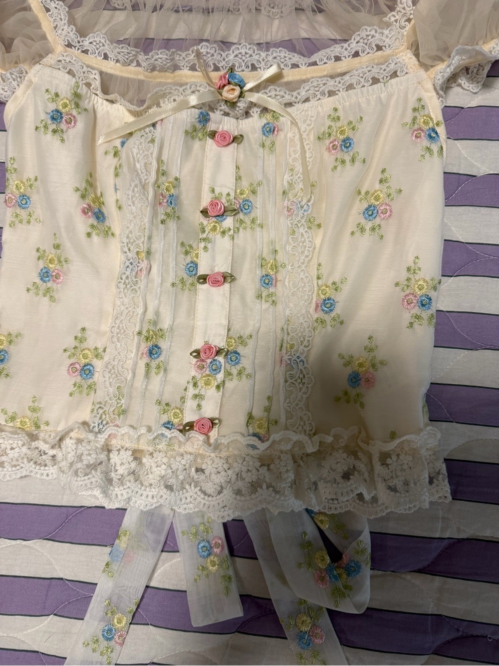 Lacemade Floral Coquette Lace Tops Bundle XS – 2 Tops - Picture 7 of 11